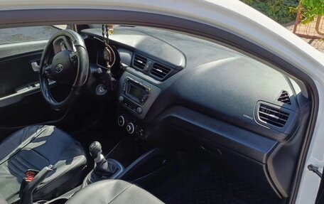 KIA Rio III рестайлинг, 2014 год, 850 000 рублей, 12 фотография