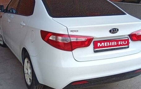 KIA Rio III рестайлинг, 2014 год, 850 000 рублей, 3 фотография