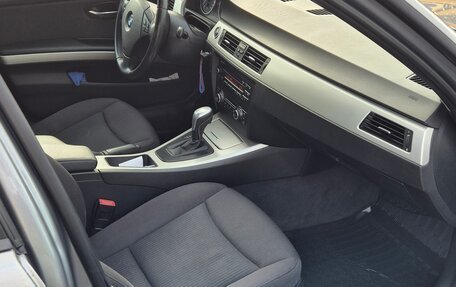 BMW 3 серия, 2011 год, 1 200 000 рублей, 12 фотография