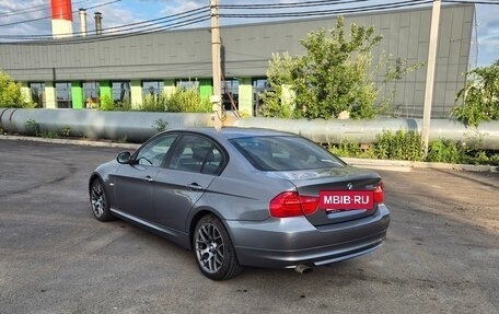 BMW 3 серия, 2011 год, 1 200 000 рублей, 4 фотография