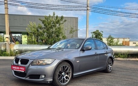 BMW 3 серия, 2011 год, 1 200 000 рублей, 2 фотография