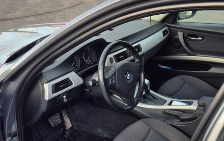 BMW 3 серия, 2011 год, 1 200 000 рублей, 9 фотография