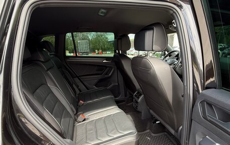 Volkswagen Tiguan II, 2021 год, 4 500 000 рублей, 16 фотография