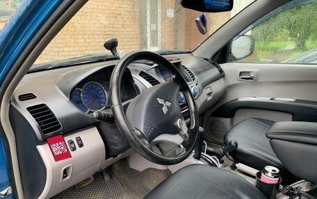 Mitsubishi L200 IV рестайлинг, 2007 год, 1 100 000 рублей, 8 фотография
