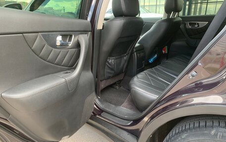 Infiniti FX II, 2008 год, 1 550 000 рублей, 28 фотография