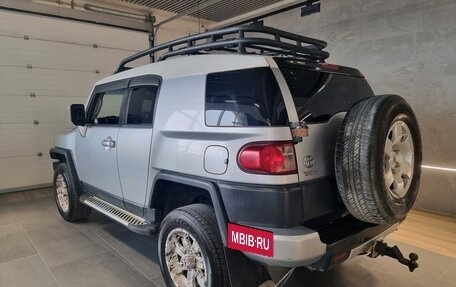 Toyota FJ Cruiser, 2007 год, 2 390 000 рублей, 4 фотография