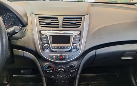 Hyundai Solaris II рестайлинг, 2014 год, 899 000 рублей, 16 фотография
