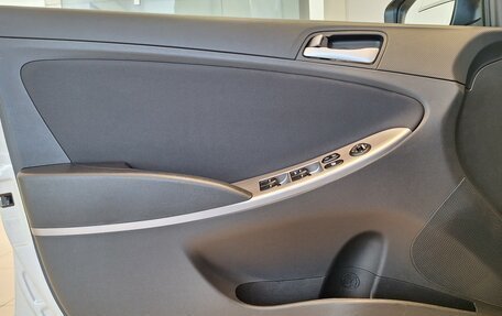 Hyundai Solaris II рестайлинг, 2014 год, 899 000 рублей, 13 фотография