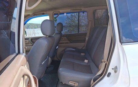 Toyota Land Cruiser 100 рестайлинг 2, 1999 год, 1 699 999 рублей, 7 фотография