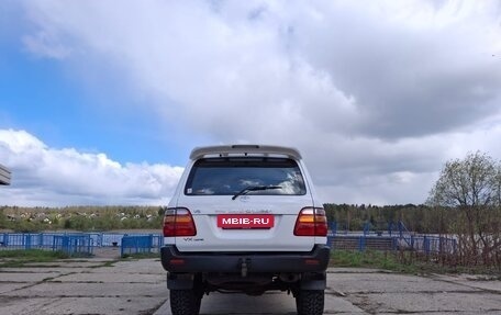 Toyota Land Cruiser 100 рестайлинг 2, 1999 год, 1 699 999 рублей, 3 фотография