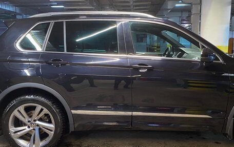 Volkswagen Tiguan II, 2021 год, 4 565 000 рублей, 9 фотография