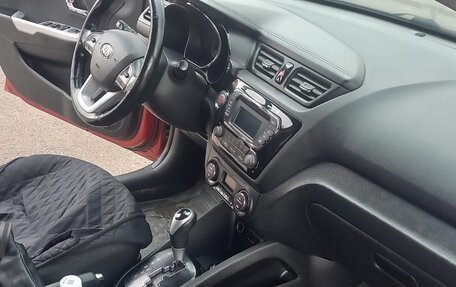 KIA Rio III рестайлинг, 2013 год, 870 000 рублей, 9 фотография