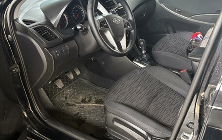 Hyundai Solaris II рестайлинг, 2015 год, 930 000 рублей, 6 фотография