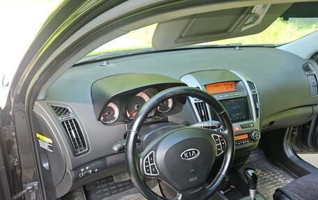 KIA cee'd I рестайлинг, 2008 год, 650 000 рублей, 12 фотография
