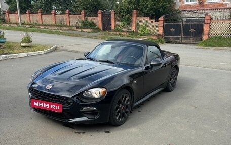 Fiat 124 Spider I, 2018 год, 2 200 000 рублей, 2 фотография