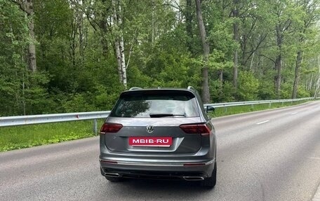 Volkswagen Tiguan II, 2018 год, 4 000 000 рублей, 6 фотография