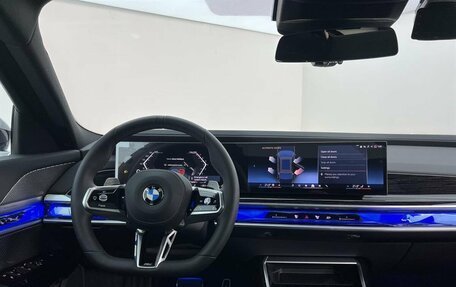 BMW 7 серия, 2025 год, 24 700 000 рублей, 22 фотография