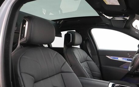 BMW 7 серия, 2025 год, 24 700 000 рублей, 18 фотография