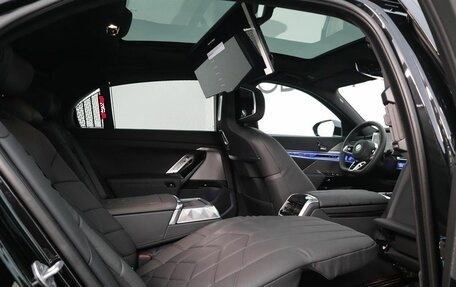 BMW 7 серия, 2025 год, 24 700 000 рублей, 12 фотография