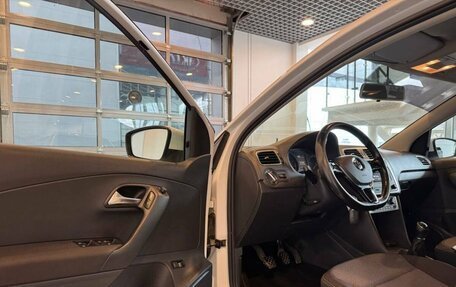 Volkswagen Polo VI (EU Market), 2017 год, 1 180 000 рублей, 20 фотография