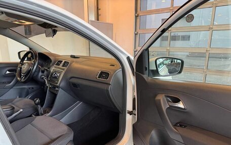 Volkswagen Polo VI (EU Market), 2017 год, 1 180 000 рублей, 27 фотография