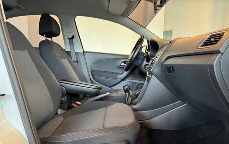 Volkswagen Polo VI (EU Market), 2017 год, 1 180 000 рублей, 29 фотография