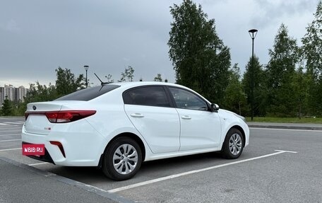 KIA Rio IV, 2018 год, 1 500 000 рублей, 4 фотография