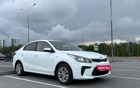 KIA Rio IV, 2018 год, 1 500 000 рублей, 2 фотография