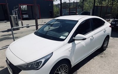 Hyundai Solaris II рестайлинг, 2021 год, 1 515 000 рублей, 1 фотография