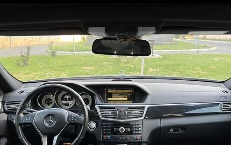 Mercedes-Benz E-Класс, 2010 год, 1 550 000 рублей, 3 фотография