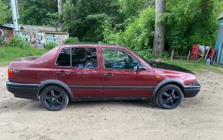 Volkswagen Vento, 1993 год, 180 000 рублей, 3 фотография