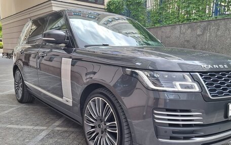 Land Rover Range Rover IV рестайлинг, 2019 год, 7 500 000 рублей, 9 фотография