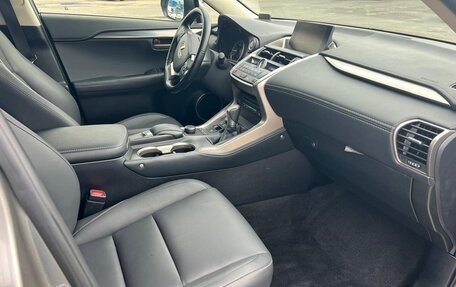 Lexus NX I, 2017 год, 2 632 000 рублей, 13 фотография