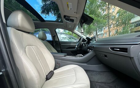 Hyundai Sonata VIII, 2019 год, 2 700 000 рублей, 6 фотография