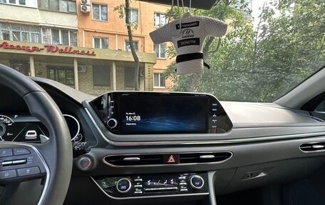 Hyundai Sonata VIII, 2019 год, 2 700 000 рублей, 9 фотография