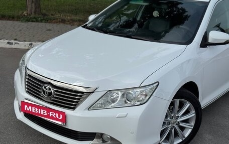 Toyota Camry, 2013 год, 1 650 000 рублей, 2 фотография
