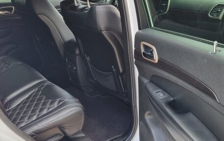 Jeep Grand Cherokee, 2014 год, 2 450 000 рублей, 10 фотография