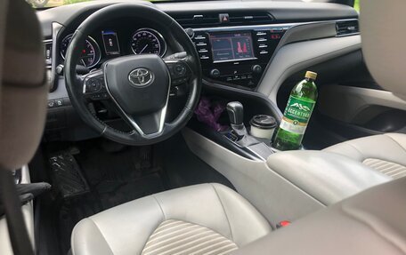 Toyota Camry, 2020 год, 2 530 000 рублей, 13 фотография