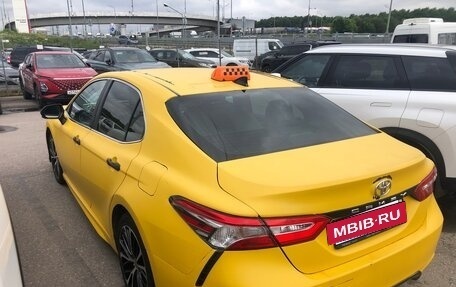 Toyota Camry, 2020 год, 2 530 000 рублей, 18 фотография