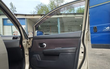 Nissan Tiida, 2010 год, 690 000 рублей, 14 фотография