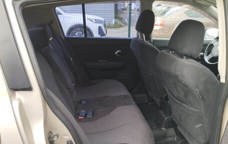 Nissan Tiida, 2010 год, 690 000 рублей, 15 фотография