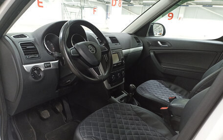 Skoda Yeti I рестайлинг, 2015 год, 1 235 750 рублей, 20 фотография