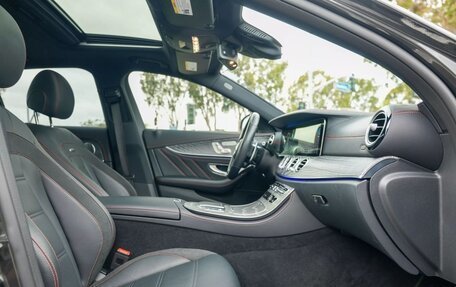 Mercedes-Benz E-Класс AMG, 2021 год, 5 820 093 рублей, 17 фотография