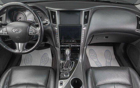 Infiniti Q50 I рестайлинг, 2014 год, 1 589 000 рублей, 8 фотография