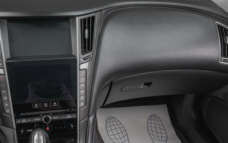 Infiniti Q50 I рестайлинг, 2014 год, 1 589 000 рублей, 16 фотография