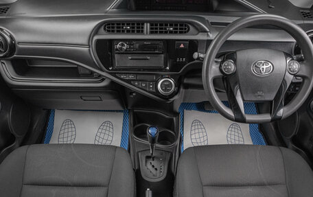Toyota Aqua I, 2017 год, 1 049 000 рублей, 8 фотография