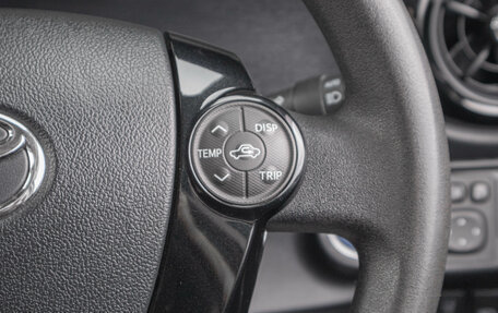 Toyota Aqua I, 2017 год, 1 049 000 рублей, 11 фотография