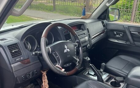 Mitsubishi Pajero IV, 2011 год, 1 700 000 рублей, 7 фотография