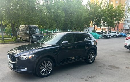 Mazda CX-5 II, 2019 год, 2 300 000 рублей, 2 фотография