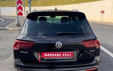 Volkswagen Tiguan II, 2018 год, 3 000 000 рублей, 4 фотография